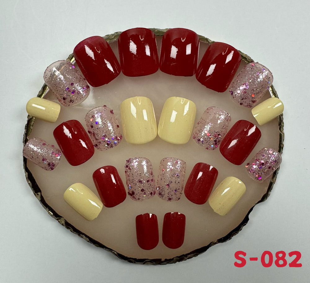 Press on nails S082