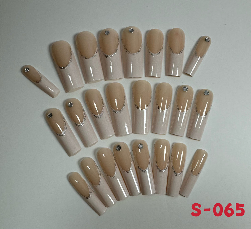 Press on nails S65